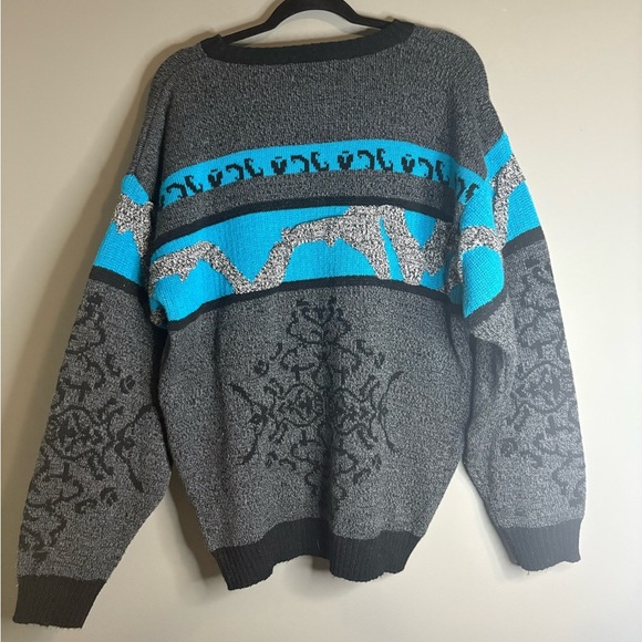 Vintage Nino Foriero Gray and Blue Abstract Crew neck Sweater, eclectic grandpa - Picture 6 of 7